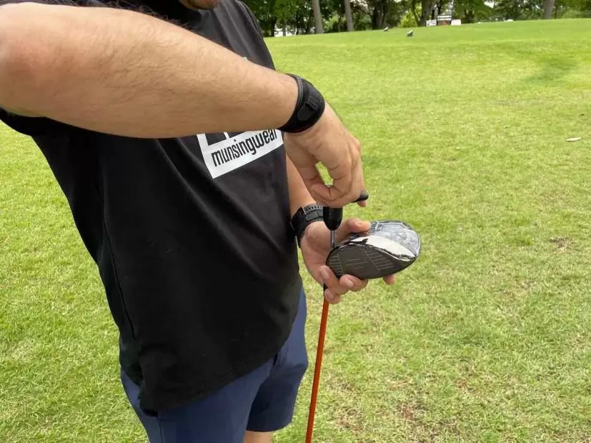 ドライバーのカチャカチャ。ラウンド中に調節するのはアリ？ナシ？