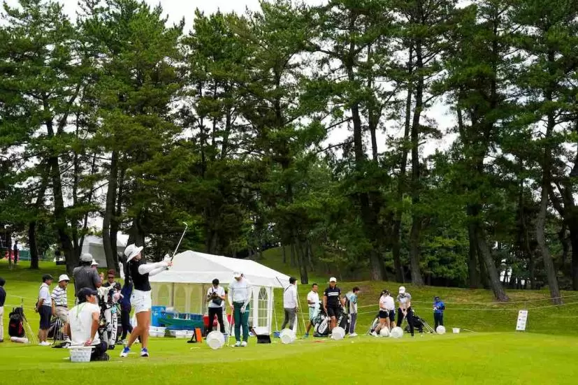 ツアー会場,練習場,トーナメント