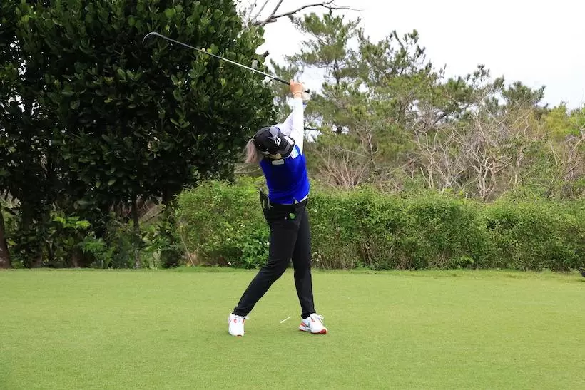 桑木志帆,スイング,ドライバースイング