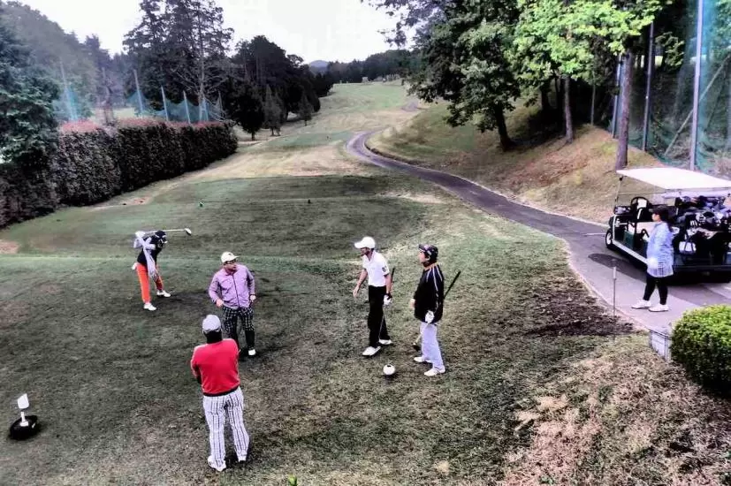 ゴルフ場,ゴルファー,ティーイングエリア