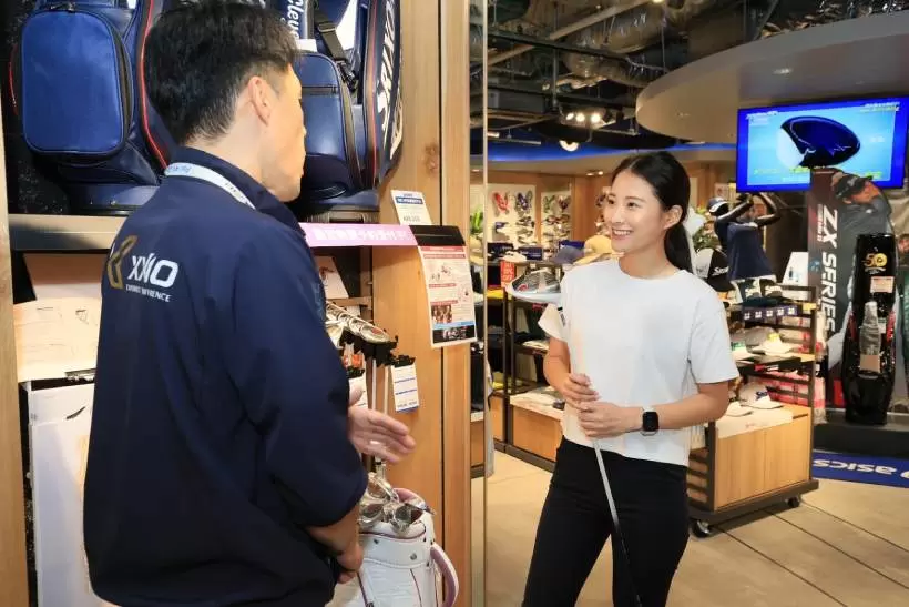 ゴルフ女子,ゼクシオ,ゼクシオレディス,レディスクラブ,限定発売