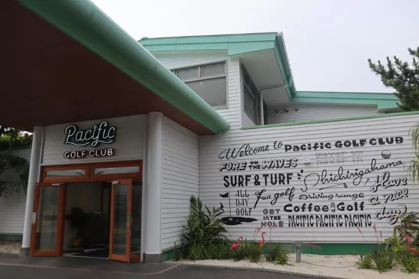 ゴルフ女子,キッズゴルファー,ゴルフ練習場,ゴルフウェア