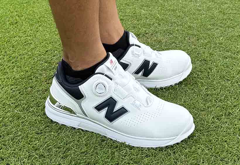 稲見萌寧が求めた「低重心ゴルフシューズ」を体感！ニューバランス
