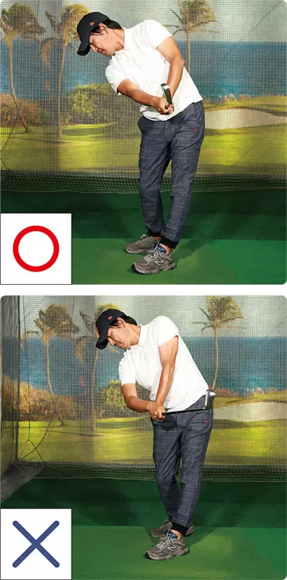 グリップエンドを支点にヘッドを走らせようとすると、右ヒジが外れて右手でこねる動きになりやすい（下）。左腕をかわし、グリップエンドをたぐり込むから右手で叩いていける（上）。