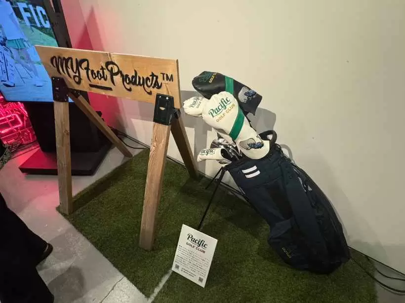 ゴルフウェア,ゴルフアイテム