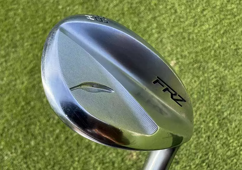 フォーティーン