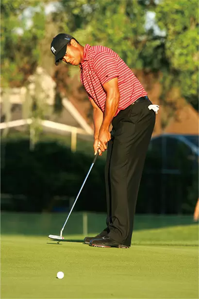 タイガー・ウッズをはじめ、名手たちがOKパットを打つとき、真っすぐストロークしていないのに入るのを確信して打っているのを見たことがあるはず。