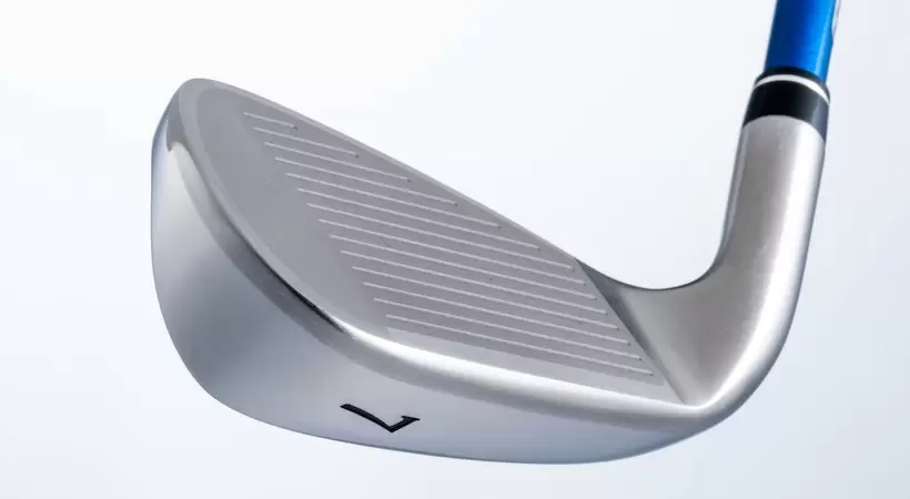 ゼクシオ13アイアン