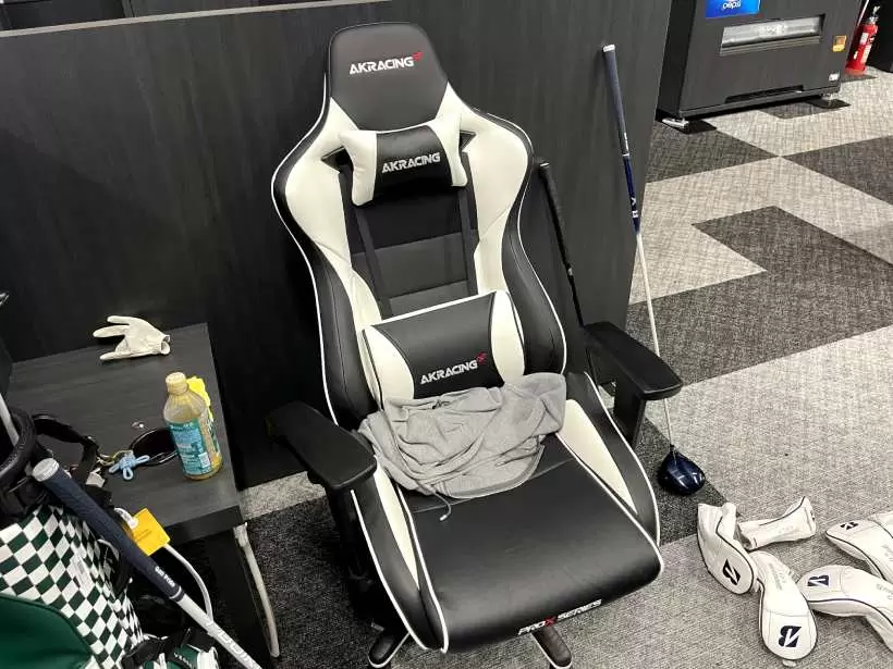 ゴルフ練習場,打席