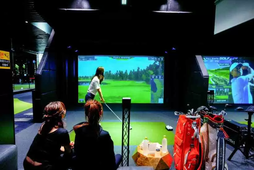 ゴルフ女子,シミュレーションゴルフ