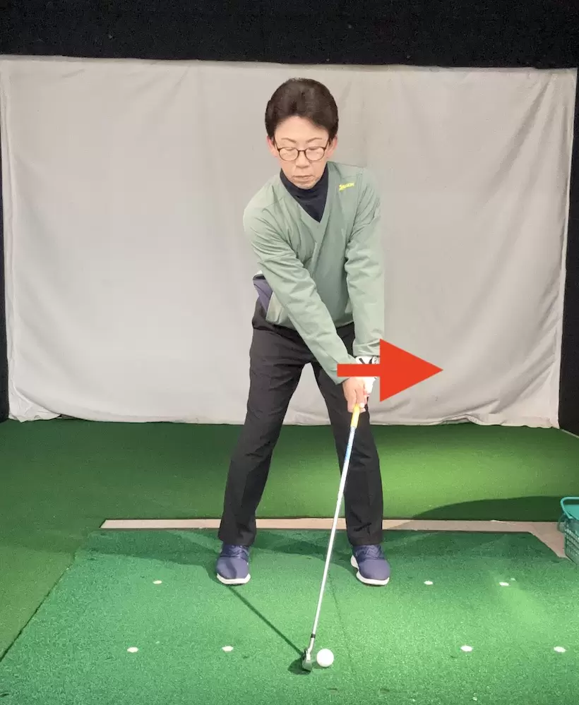 極端なハンドファースト