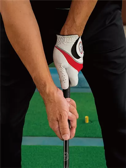 両手を離して持ち、素振りを繰り返すスプリットハンドドリルがイチ押しの練習。