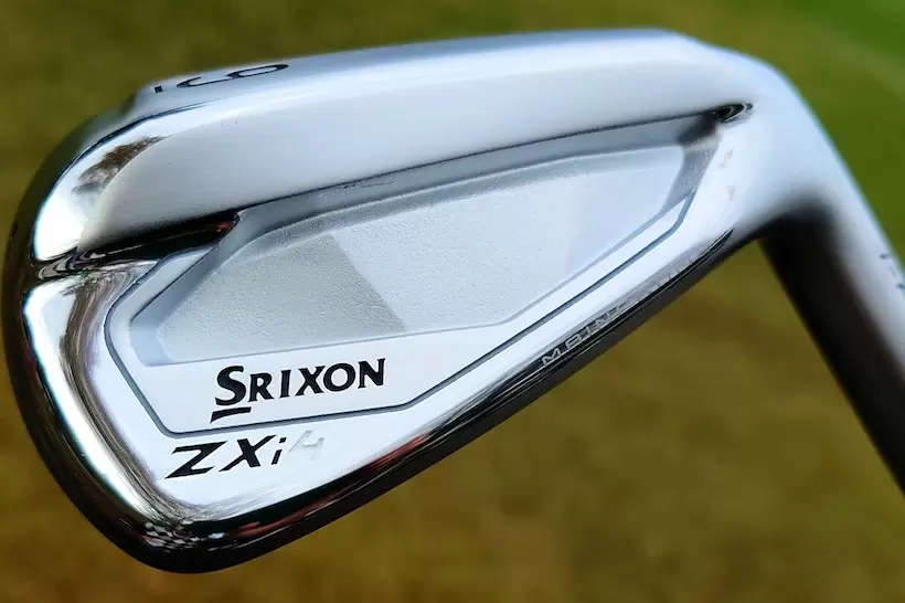 スリクソン ZXi4 アイアン