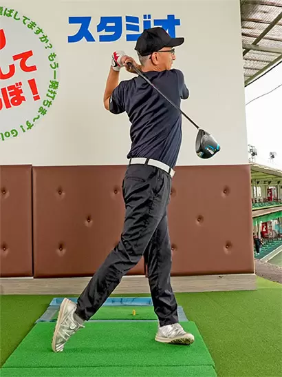 自然ヘッドスピードが上がり、フィニッシュまでしっかり振り切れる。