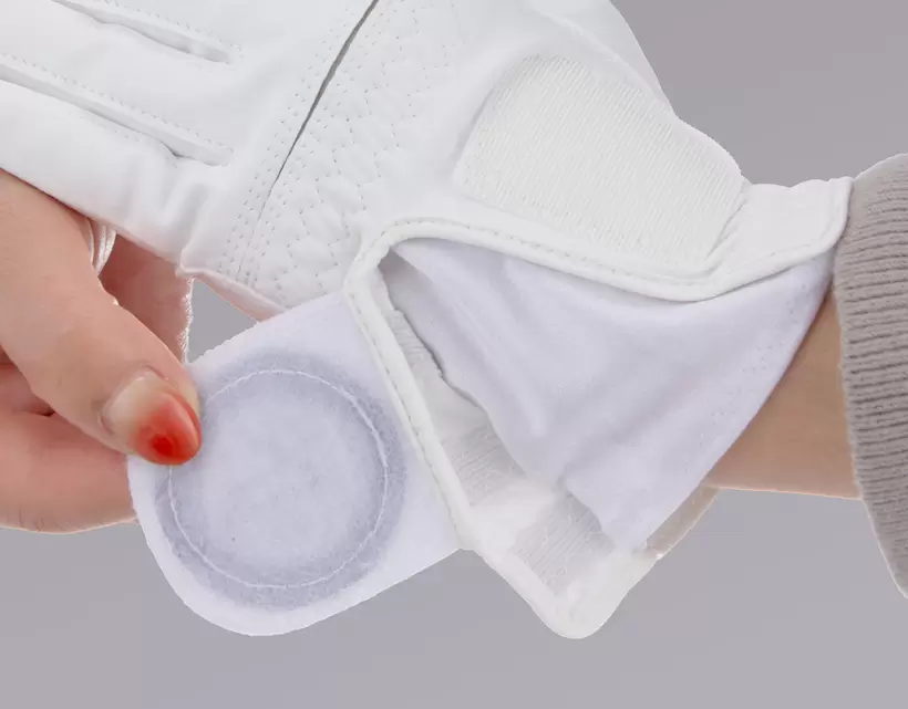 グローヴ,ゴルフアイテム