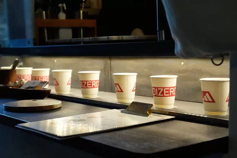 ゴルフ女子,アディダス,シューズ