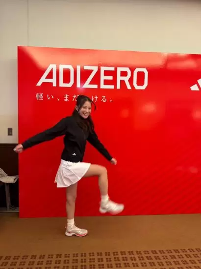 ゴルフ女子,アディダス,シューズ