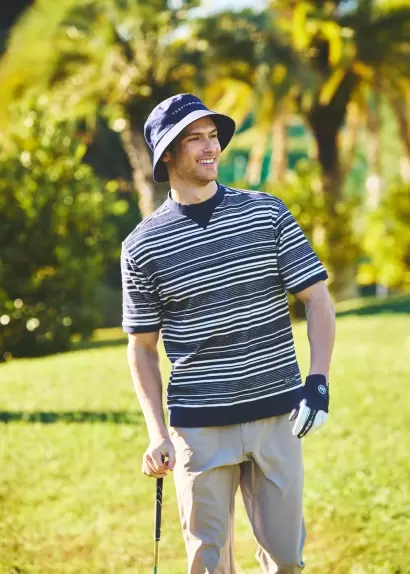 トラヴィスマシュー,ゴルフウェア