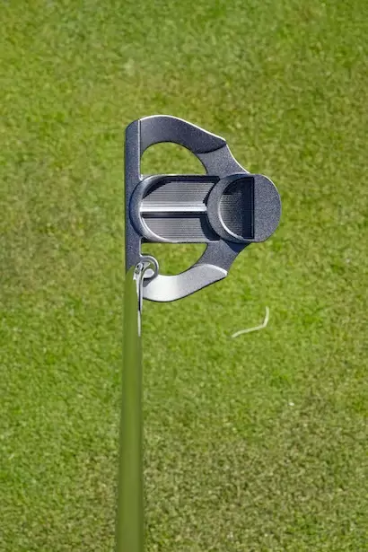 「CRAZ-E」（クレイジー）