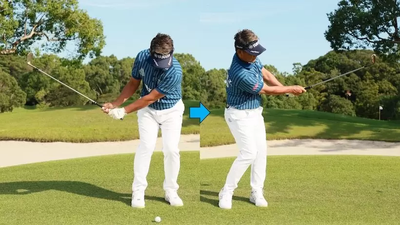 右足カカトを地面につけている時のスイング。打ち方は通常のアプローチと同じで、体の回転と腕の振りを同調させることが大事。