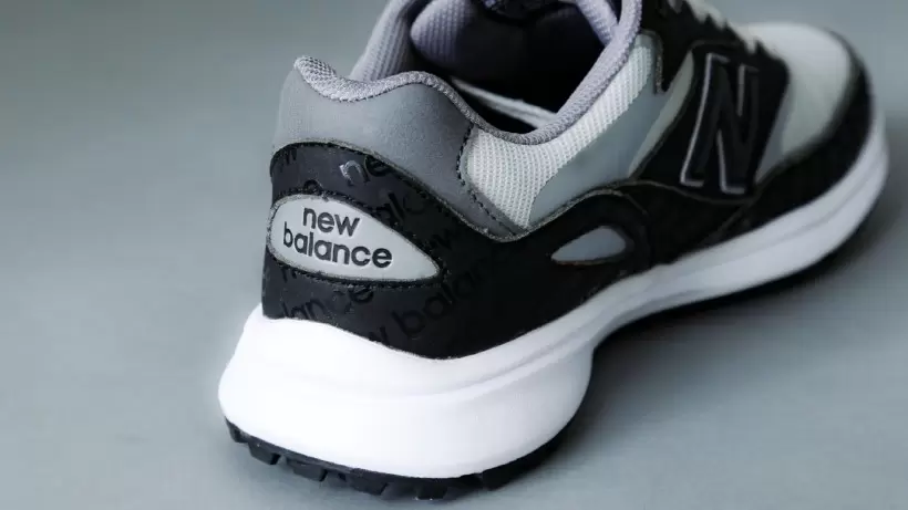 ニューバランス,ゴルフシューズ