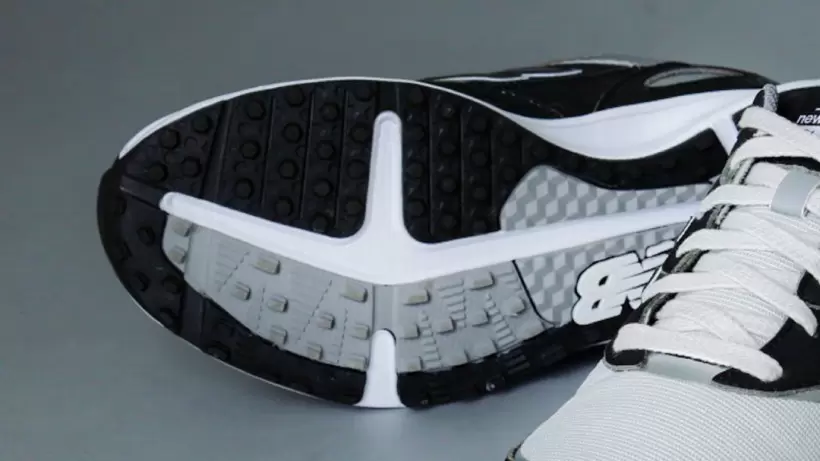 ニューバランス,ゴルフシューズ