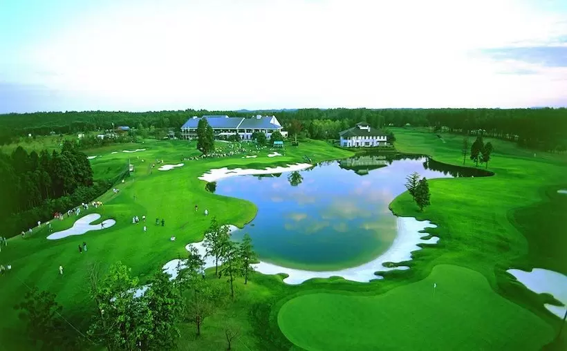 カレドニアンゴルフクラブ