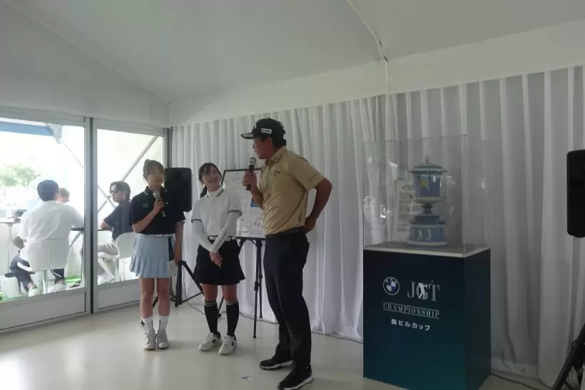 BMW,ゴルフトーナメント,トーナメント取材,ツアー選手権,ラウンジ