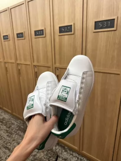 アディダスゴルフ,ゴルフウェア,ゴルフシューズ,スタンスミス,ゴルフ女子