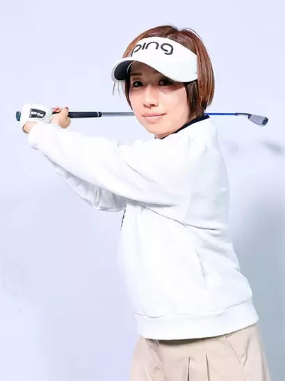 体は止まらないがクラブには止まって見える瞬間がある。その瞬間が切り返し。クラブが方向転換をするタイミングだ。