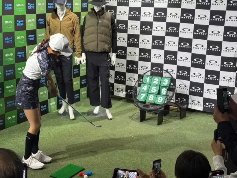 安田祐香,女子プロ,イベント,オークリー,サングラス,ゴルフブランド