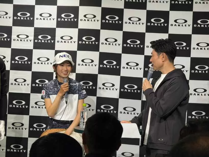 安田祐香,女子プロ,イベント,オークリー,サングラス,ゴルフブランド
