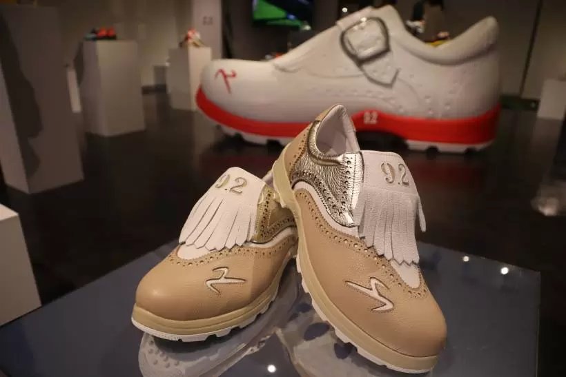 ゴルフ女子,シューズ,ゴルフシューズ,ノーベプントドゥーエ,イタリア